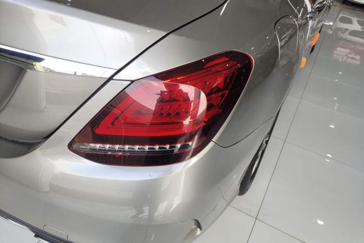 Used Mercedes-Benz C-Class 2019 C 180 L Fashion Edition Sport Version
