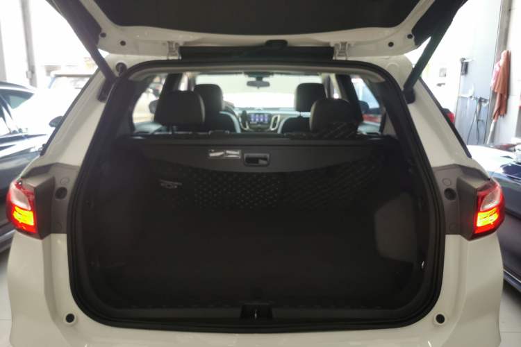 Used Chevrolet Equinox 2019 535T Automatic YuJie Edition China VI