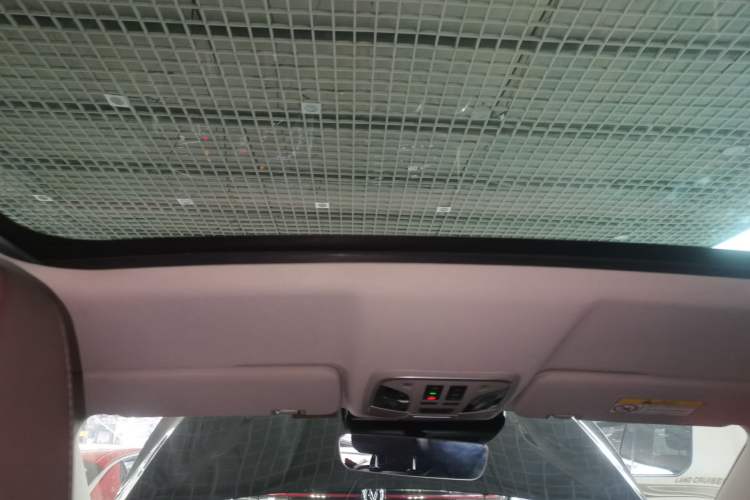 Used Wey VV5 2019 1.5T Two-Wheel Drive Color Pioneer
