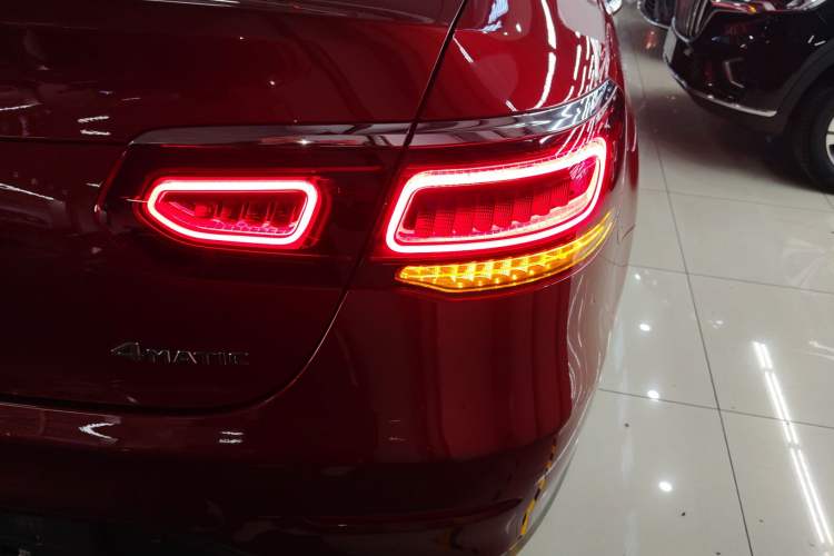 Used Mercedes-Benz GLC Coupe 2020 GLC 300 4MATIC Coupe SUV