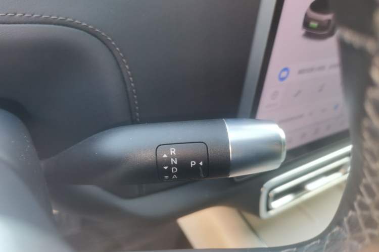 Used Li Auto L8 2023 Pro Model
