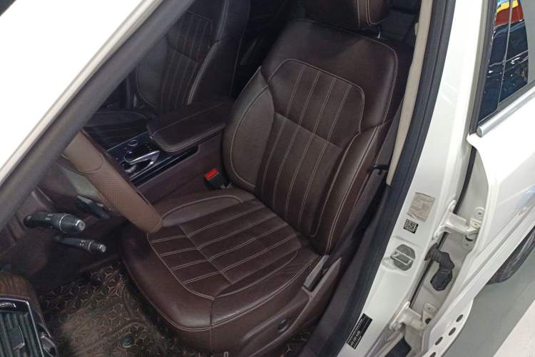 Used Mercedes-Benz GLE 2017 GLE 320 4MATIC Luxury Model