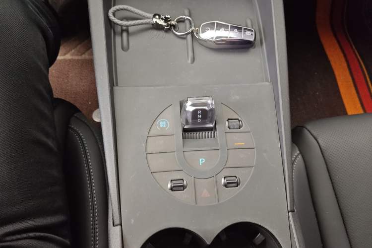 Used BYD Seal 06 New Energy 2025 DM-i Smart Drive 80KM Luxury Model
