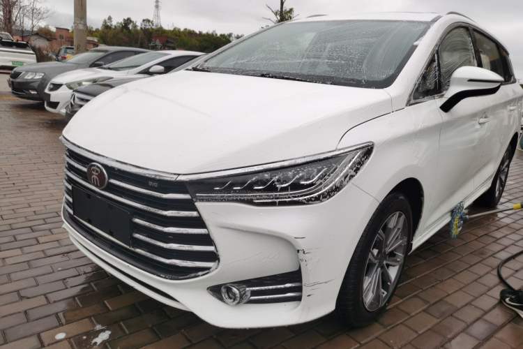 Used BYD Song MAX 2019 1.5T Automatic Smart Connect Ruiyi Sunroof Model 7 Seats China VI Standard