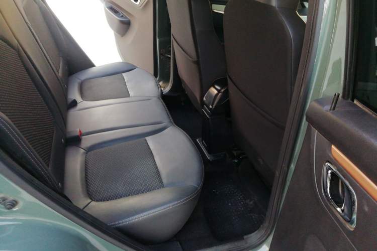 Used Dongfeng NAMMI BOX 2022 Champion Edition Light Wind Version 201KM Standard Model
