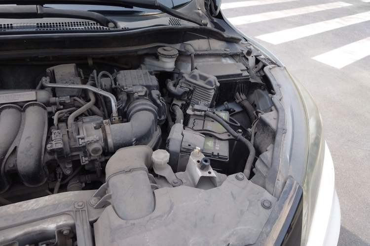 Used Honda Vezel 2015 1.5L CVT two-wheel drive Comfort trim
