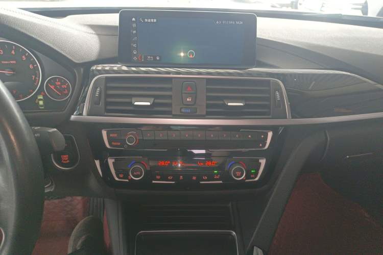 Used BMW 3 Series 2019 320Li Fashion Model
