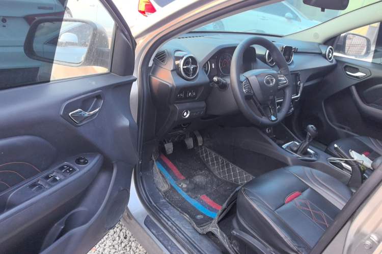 Used Soueast DX3 2018 1.5L Manual Luxury Model
