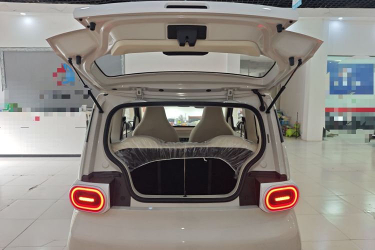 Used Wuling Hongguang MINIEV 2024 3rd Generation 215km Youth Edition
