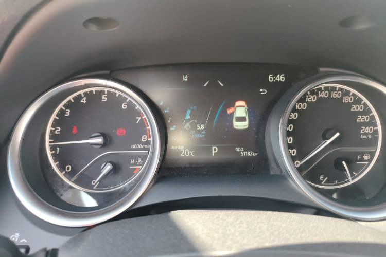 Used Toyota Camry 2021 2.0G Luxury Edition
