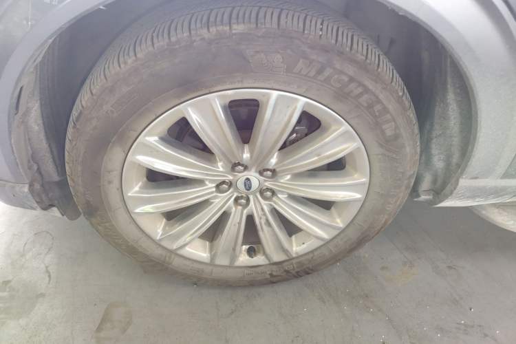 Used Ford Explorer 2020 EcoBoost 285 4x4 Titanium Edition 6 Seats