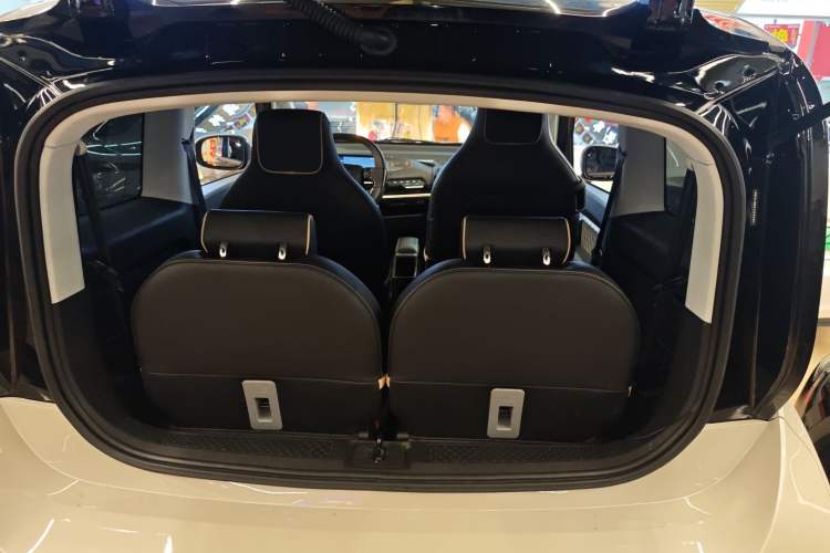 Used Baojun KiWi EV 2021 Designer Lithium Iron Phosphate
