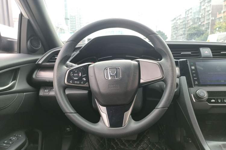 Used Honda Civic 2021 HATCHBACK 220TURBO CVT New Trendsetter