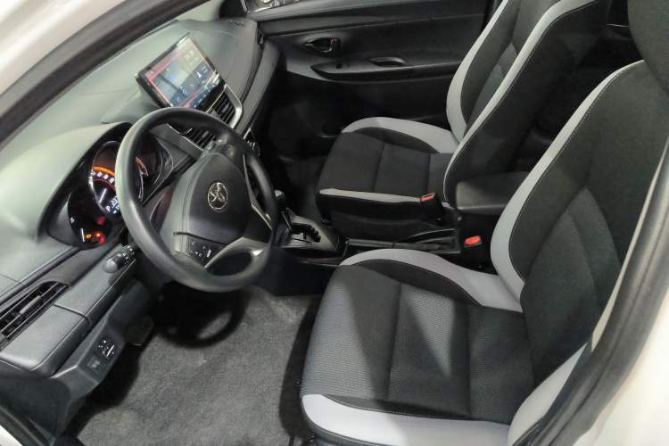 Used Toyota YARiS L 2022 X-Trail 1.5L CVT Leading PLUS Edition