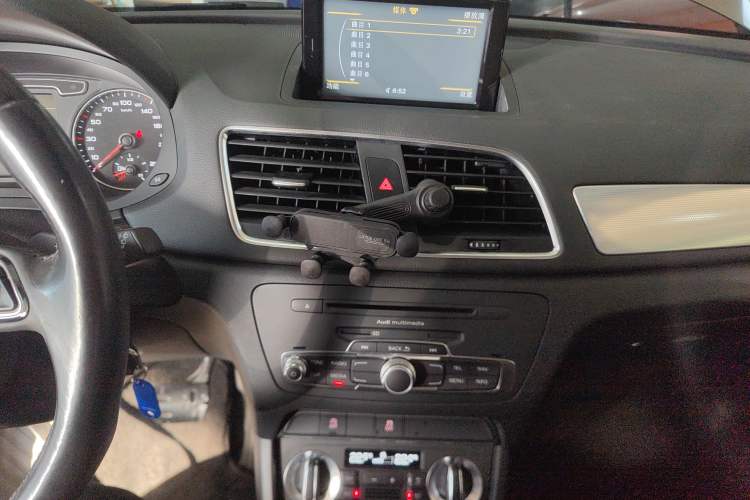 Used Audi Q3 2015 35 TFSI Ambition Edition
