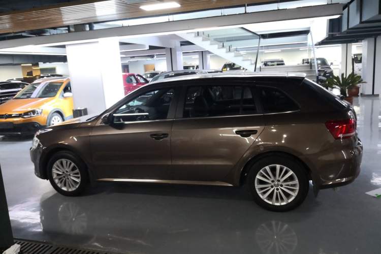 Used Volkswagen Gran Lavida 2013 1.4 TSI Automatic Comfort Model
