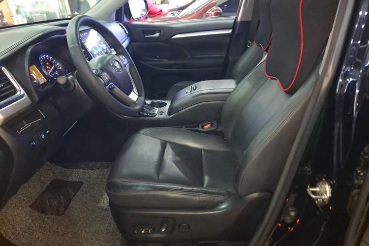 Used Toyota Highlander 2017 2.0T Four-Wheel Drive Luxury Edition 7 Seats
