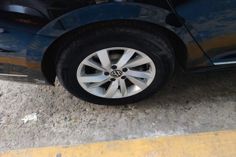 Used Volkswagen Passat 2023 280TSI Business Edition
