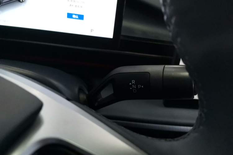 Used  E5 2024 530km Starship Edition
