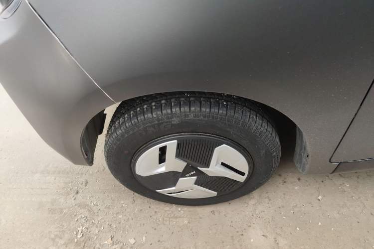 Used  Yuanbao 2022 Smart Version