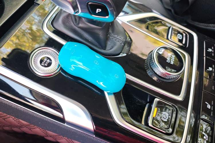 Used Hongqi HS5 2022 Revised Version 2.0T Smart Connect Flagship Edition
