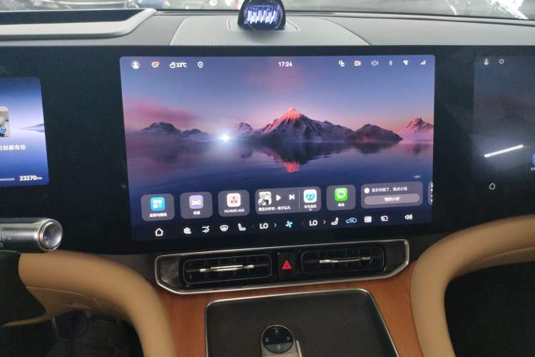 Used Hima AITO M9 2024 All-Electric Max Version 100 kWh 6-Seater
