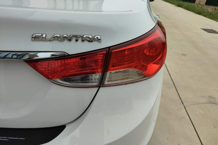 Used Hyundai Elantra 2015 1.6L Automatic Leading Model