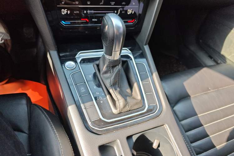 Used Volkswagen Magotan 2020 330TSI DSG Leading Model