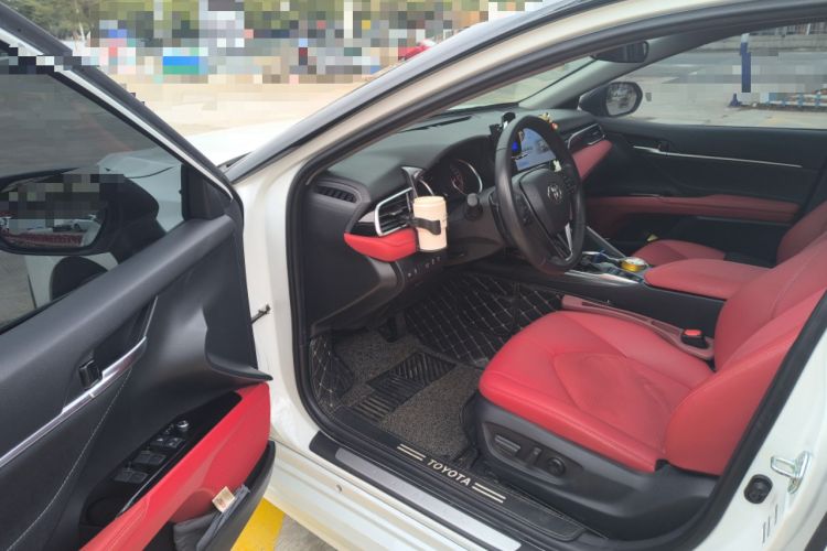 Used Toyota Camry 2022 2.0S Knight Edition