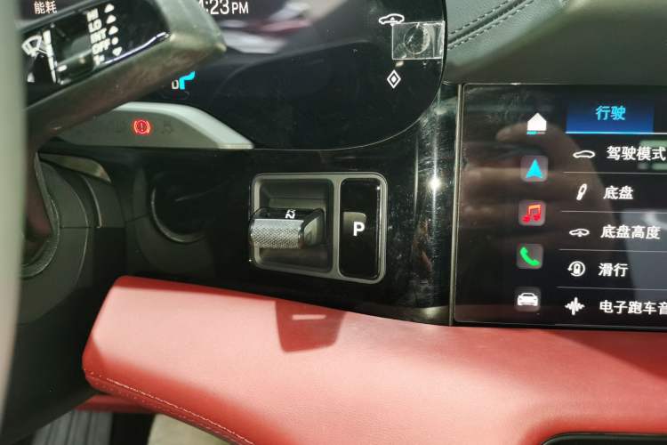 Used Porsche Taycan 2022-Year Updated Taycan
