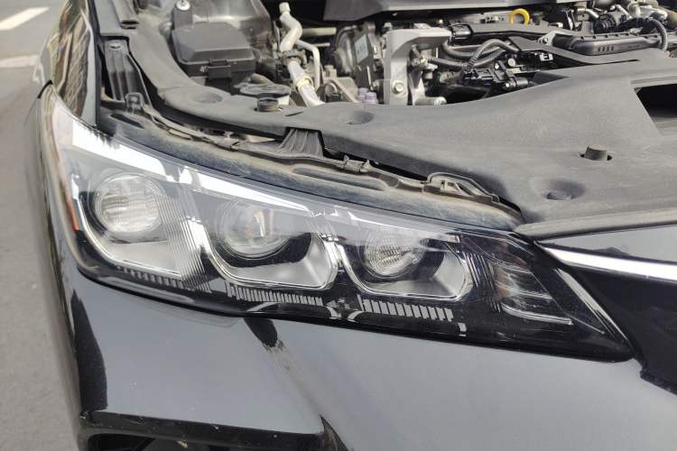 Used Toyota Avalon 2019 2.0L Ambition Edition China VI