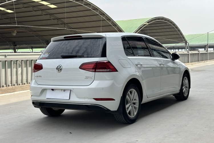 Used Volkswagen Golf 2018 230TSI Automatic Comfort Model
