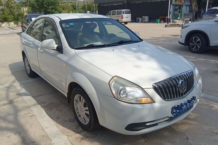 Used Buick Excelle 2015 1.5L Automatic Classic Model
