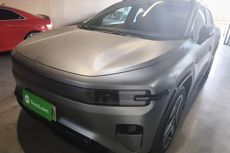 Used  E07 2025 All-Electric 4x4 90kWh Ultra High-Performance Edition
