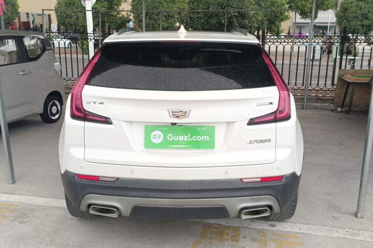 Used Cadillac XT4 2021 28T Two-Wheel Drive Luxury Version
