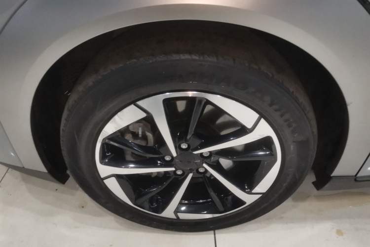 Used AION Y 2023 Plus 510 Smart Edition