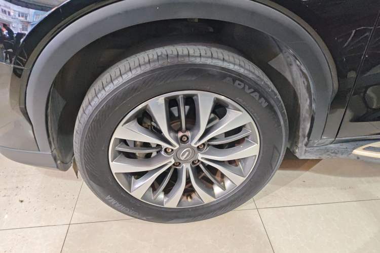 Used GAC Trumpchi GS8 2017 320T Two-Wheel Drive Luxury Smart Connectivity Version (7 Seats)