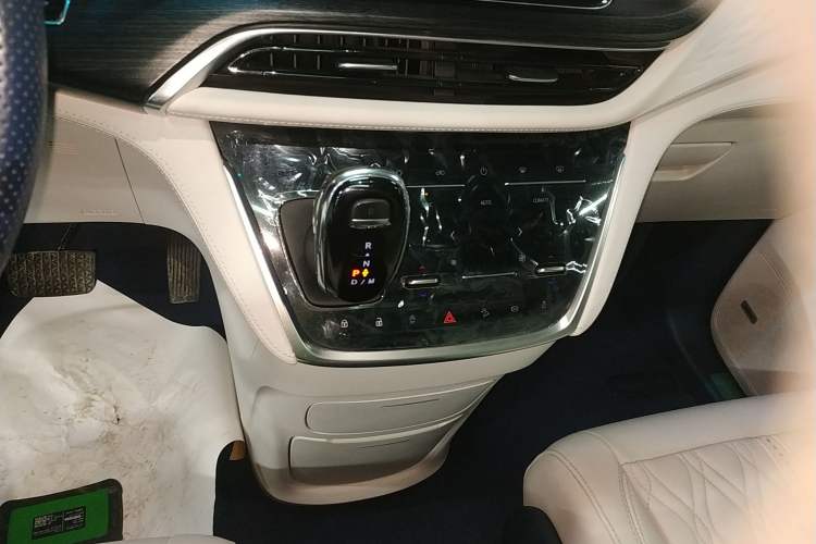 Used Buick GL8 2022 Avenir Avia Four-Seat Prestige Edition