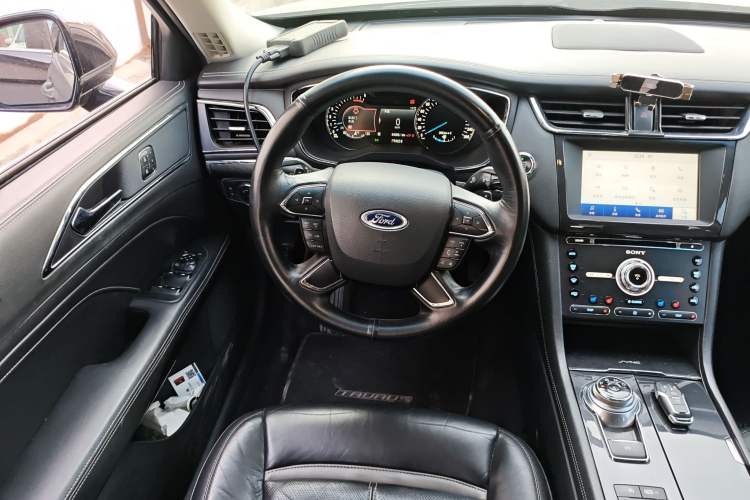 Used Ford Taurus 2018 EcoBoost 245 Premier Edition China V Standard