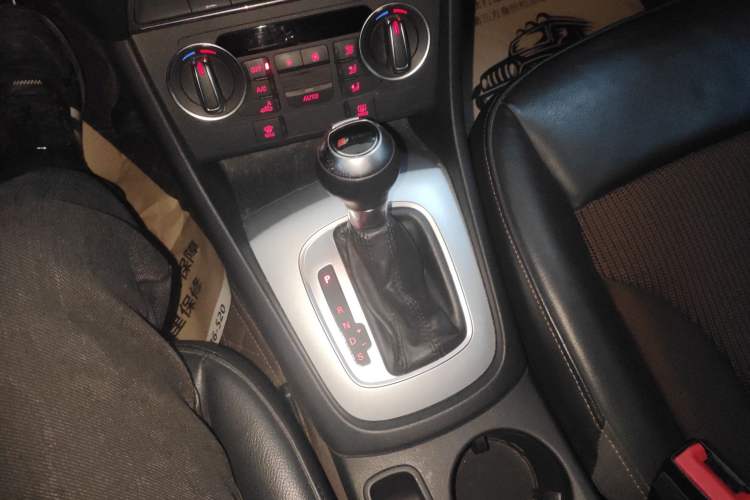 Used Audi Q3 2017 30 TFSI Fashion Model
