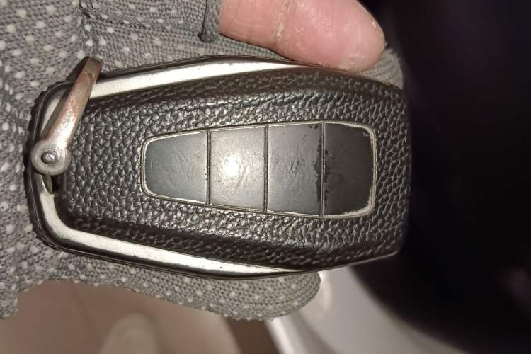 Used Geely Auto Emgrand 2019 Leading Edition 1.5L CVT Luxury Model China VI Standard
