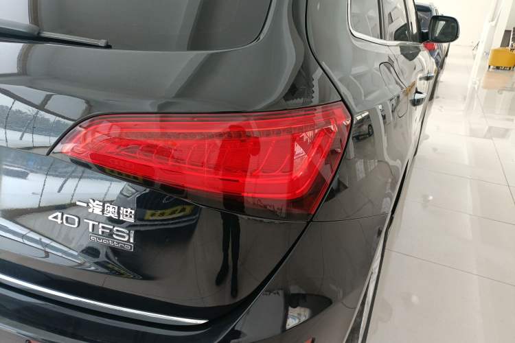 Used Audi Q5 2016 40 TFSI Comfort Model