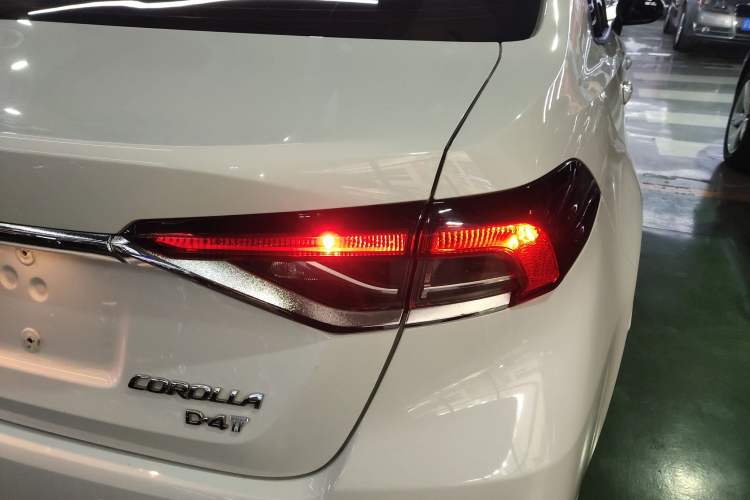 Used Toyota Corolla 2021 1.2T S-CVT Elite Edition
