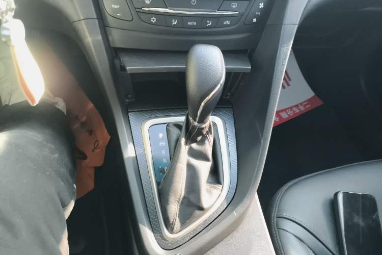 Used Buick Excelle GX 2019 18T Automatic Connected Elite Model China VI Standard