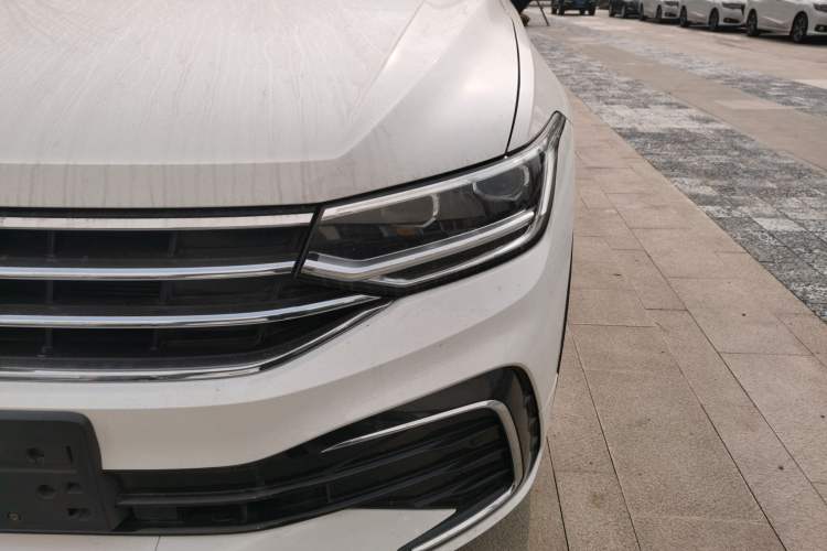 Used Volkswagen Tiguan L 2022 330TSI Automatic Two-Wheel Drive R-Line Enhanced Edition
