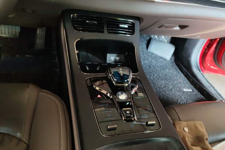 Used BYD Han 2020 EV Four-Wheel Drive High-Performance Flagship Model
