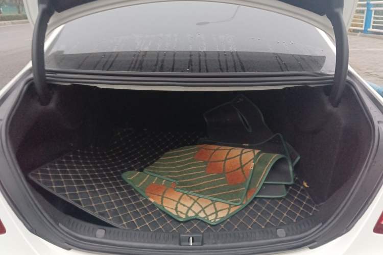 Used Mercedes-Benz E-Class 2019 E 260 Sport Edition