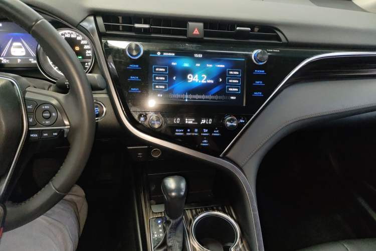 Used Toyota Camry 2019 Revised Version 2.0G Luxury Edition
