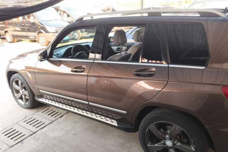 Used Mercedes-Benz GLK-Class 2013 GLK 300 4MATIC Dynamic Sunroof Model