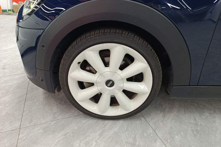 Used  MINI 2019 2.0T COOPER S Artist Five-Door Edition
